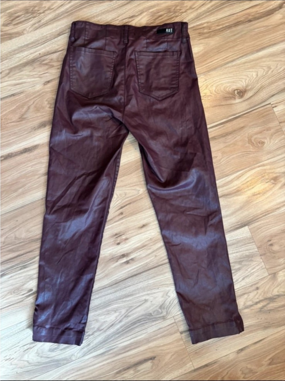 Kut from the Kloth from the Kloth Women’s Burgundy Faux Leather pants